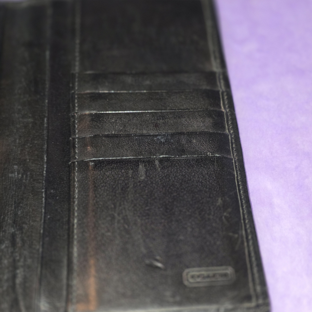 Vintage Classic COACH Checkbook, Credit Card Black Leather Wallet - Picture 11 of 14